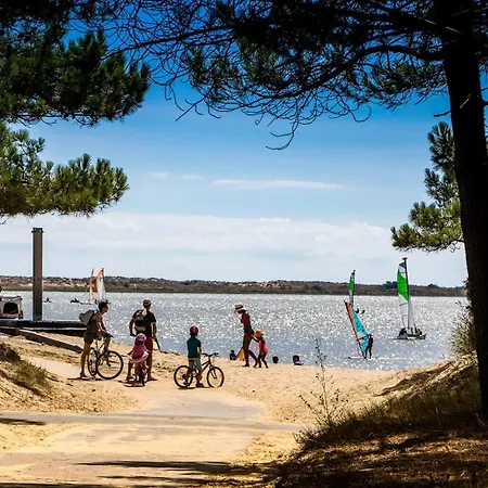 아파트 Mobil De Grand Confort-3ch Climatisees-camping Bonne Anse 509- 4 Etoiles La Palmyre 레 마트